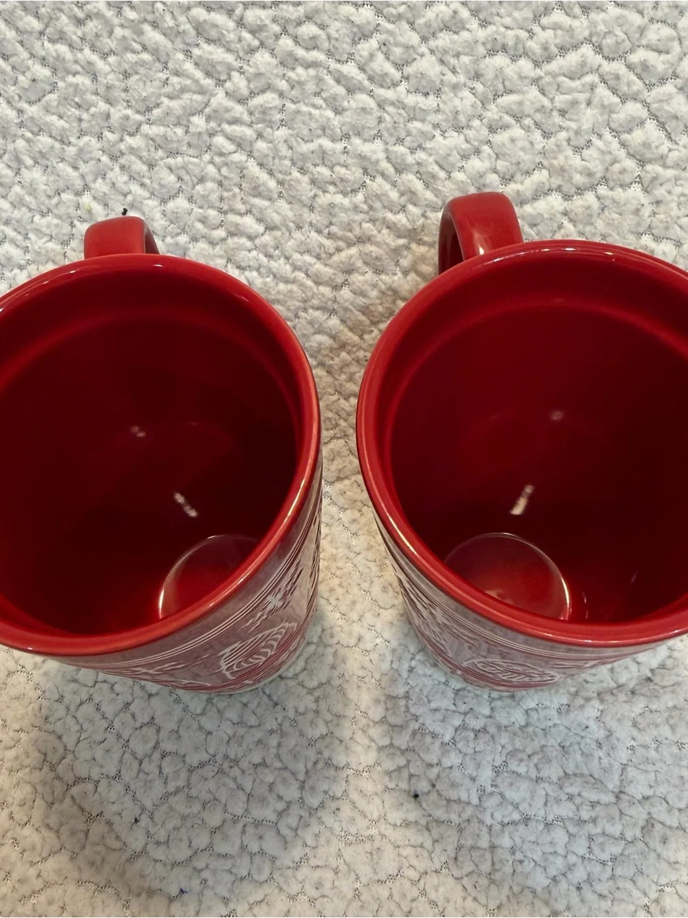 2 St. Nicholas Square Ceramic Coffee Mugs 16 fl oz Red White Gnome Snowflakes